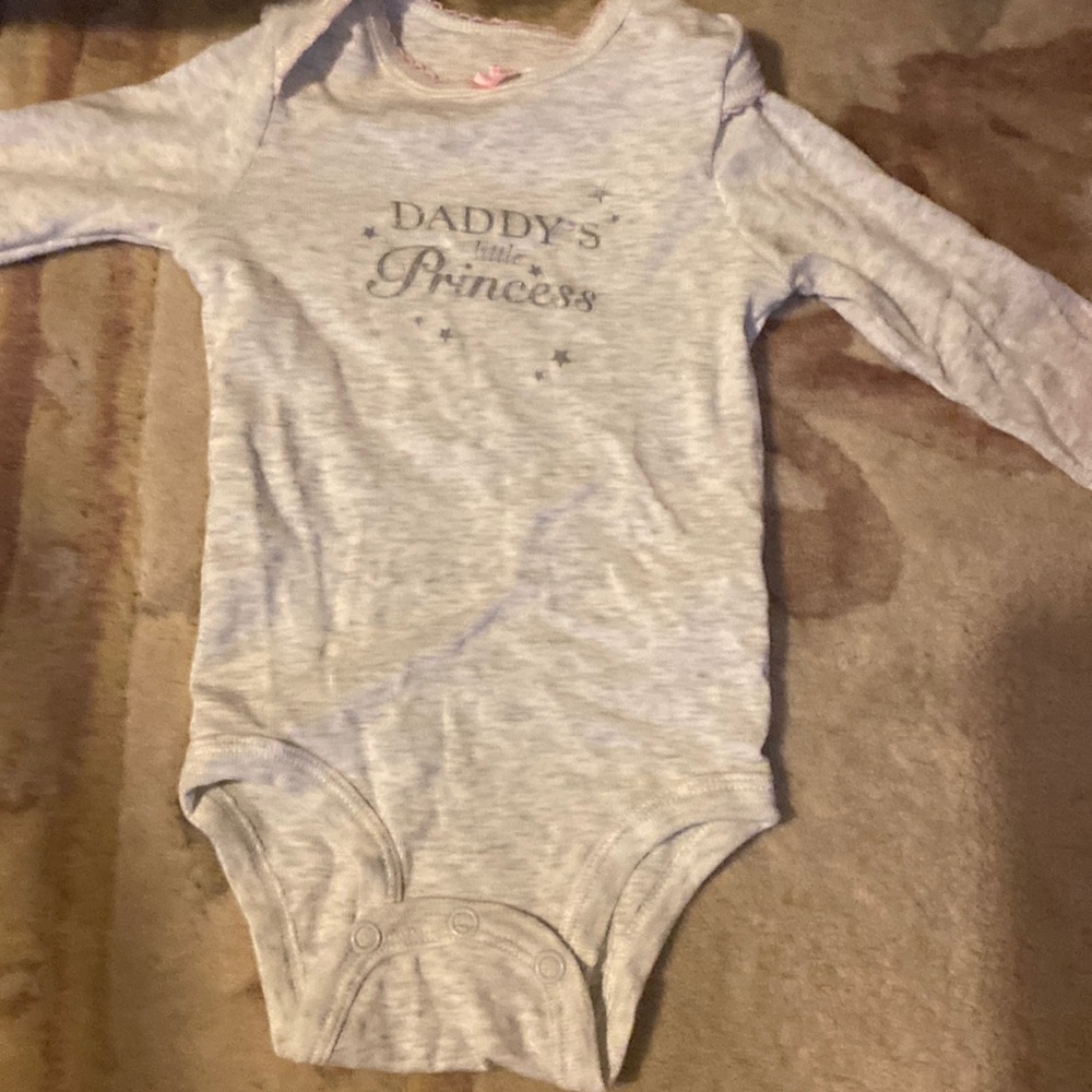 2 baby onesies long sleeve size 3 months